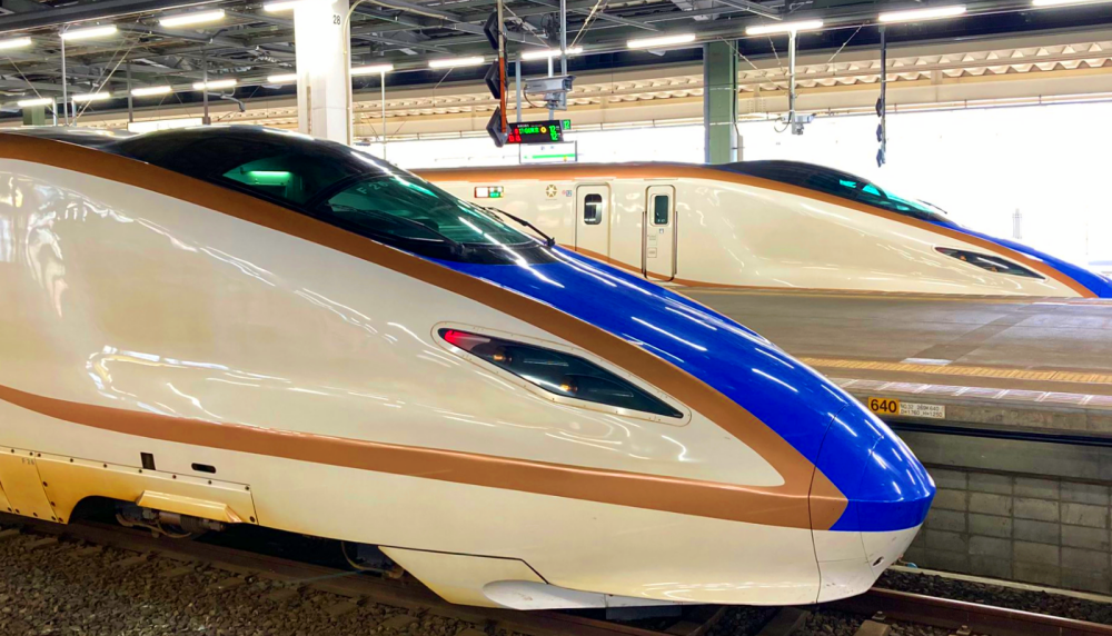 HOKOURIKU SHINKANSEN